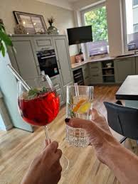 Beste in Hamburgs moderne Küche gegen Kölns traditionelle Genüsse